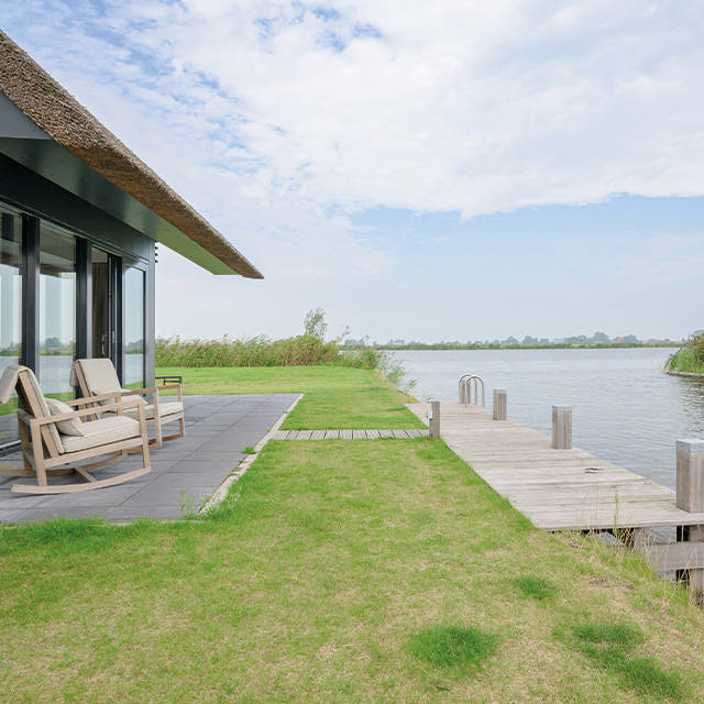 Villa aan Friese meren